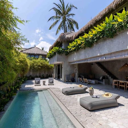 Villa The Konkret Lombok Kuta  Exterior foto